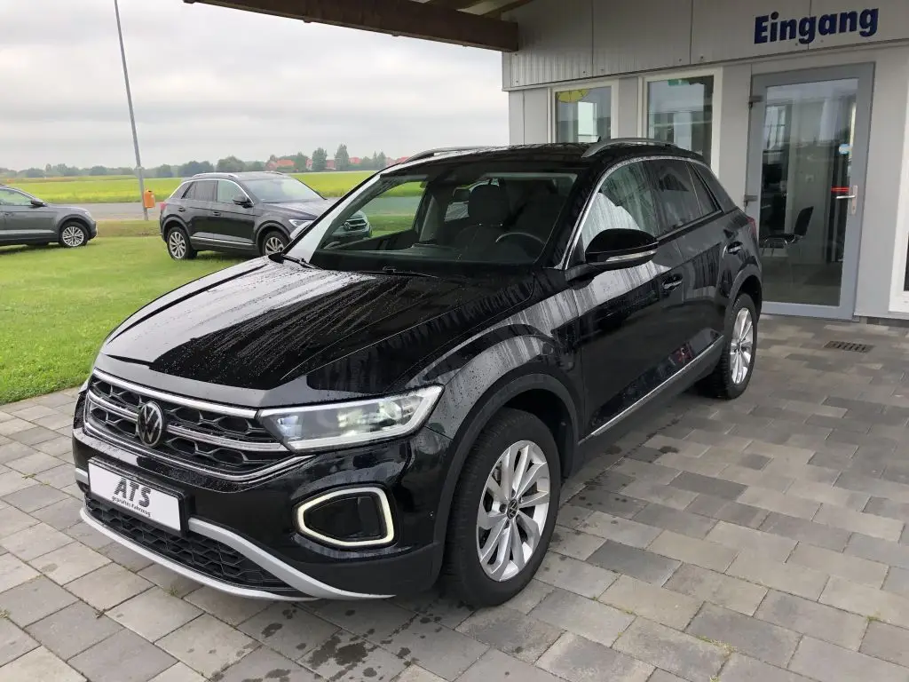 Photo 1 : Volkswagen T-roc 2022 Petrol