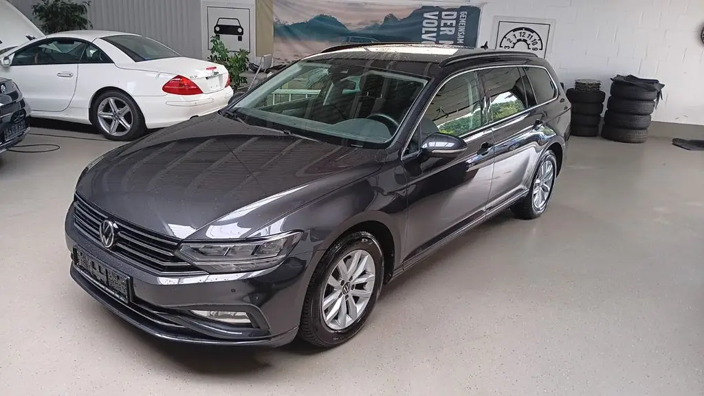 Photo 1 : Volkswagen Passat 2022 Diesel