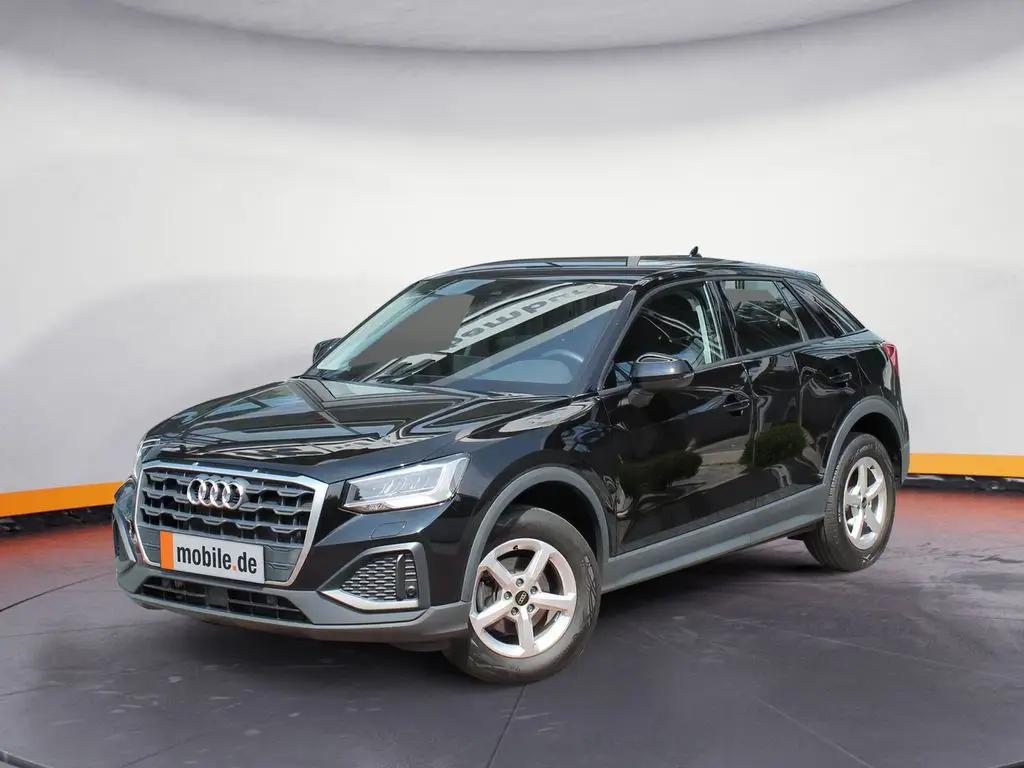 Photo 1 : Audi Q2 2023 Essence