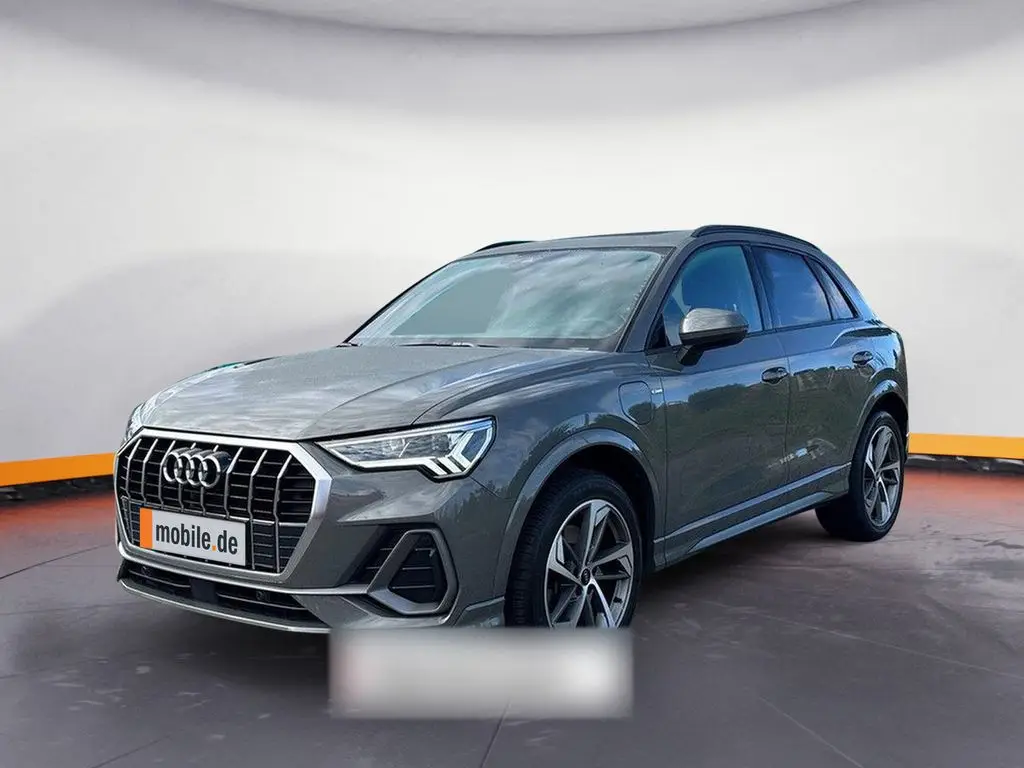 Photo 1 : Audi Q3 2021 Hybrid