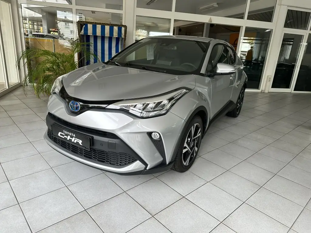 Photo 1 : Toyota C-hr 2023 Hybride