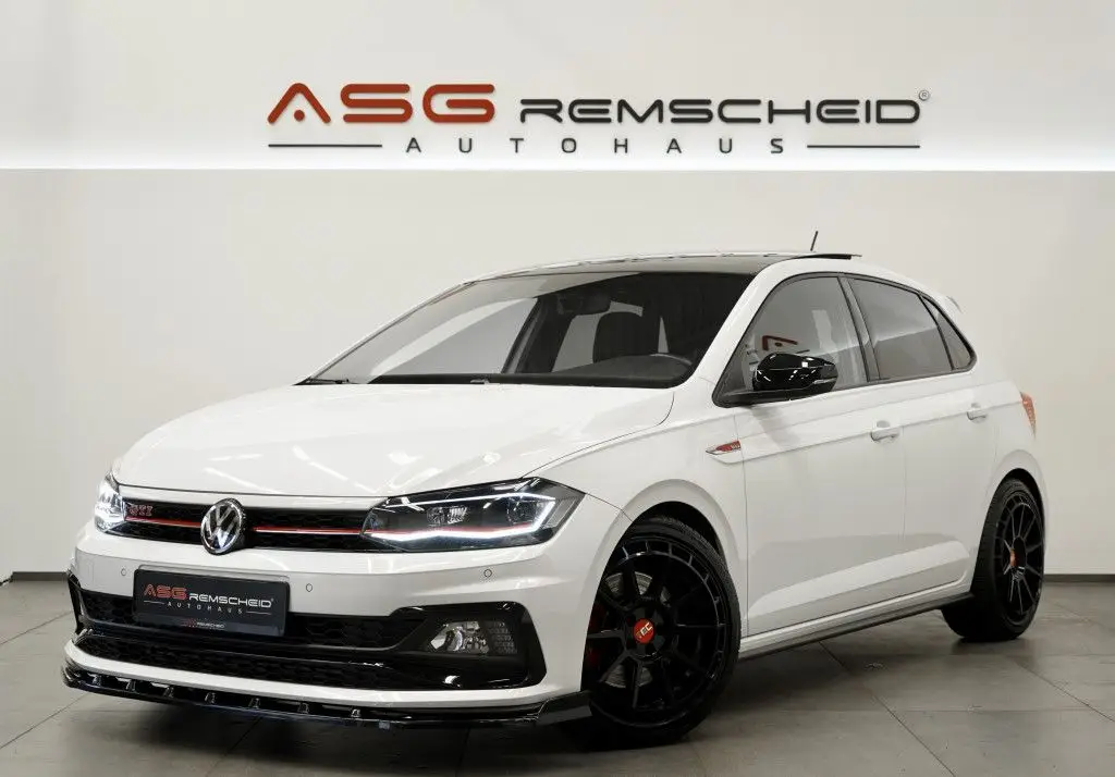 Photo 1 : Volkswagen Polo 2020 Essence