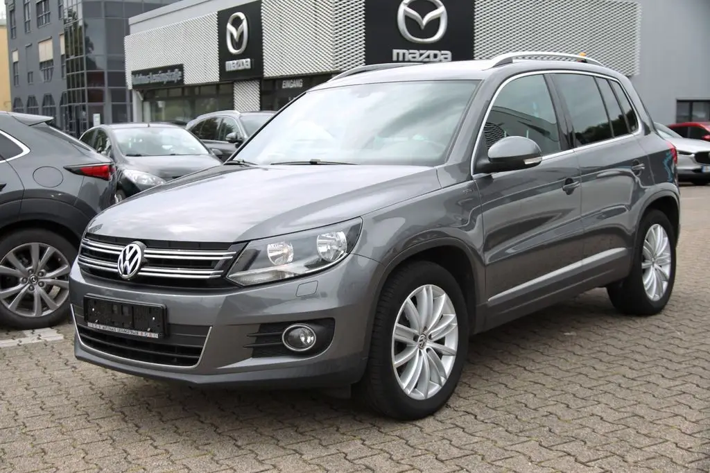 Photo 1 : Volkswagen Tiguan 2015 Essence