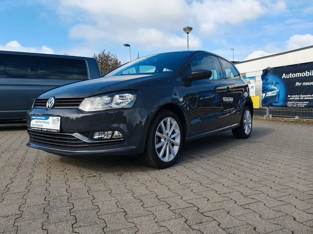 Photo 1 : Volkswagen Polo 2017 Petrol