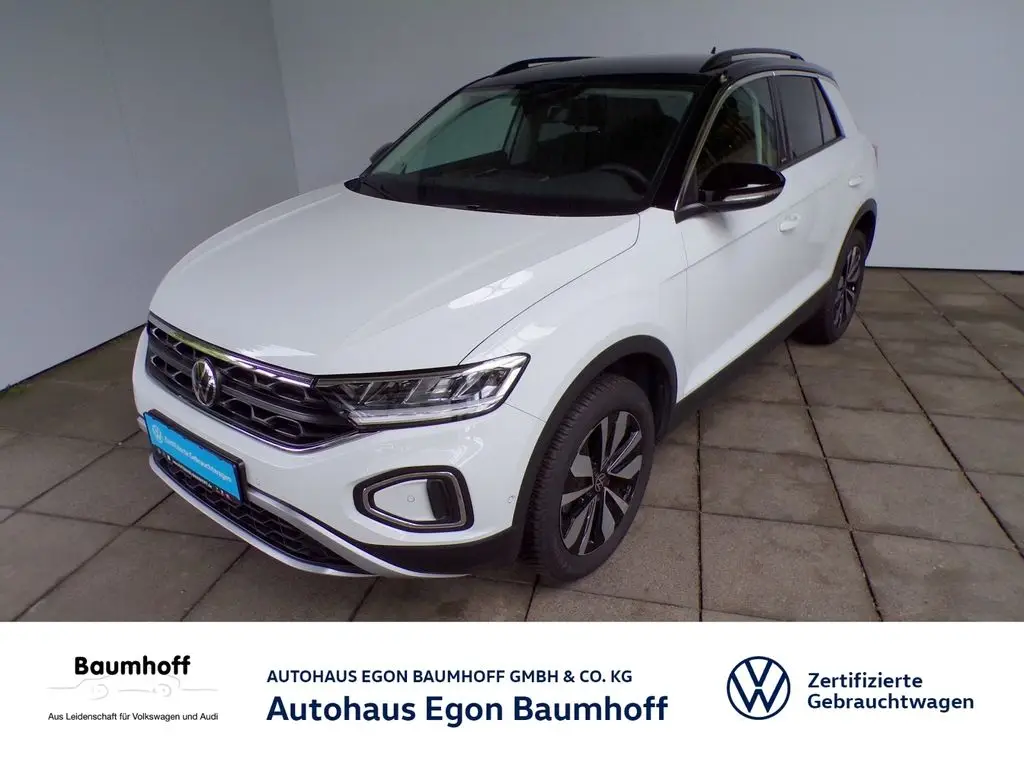 Photo 1 : Volkswagen T-roc 2023 Essence