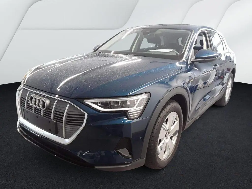 Photo 1 : Audi E-tron 2022 Non renseigné