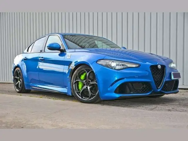 Photo 1 : Alfa Romeo Giulia 2017 Petrol