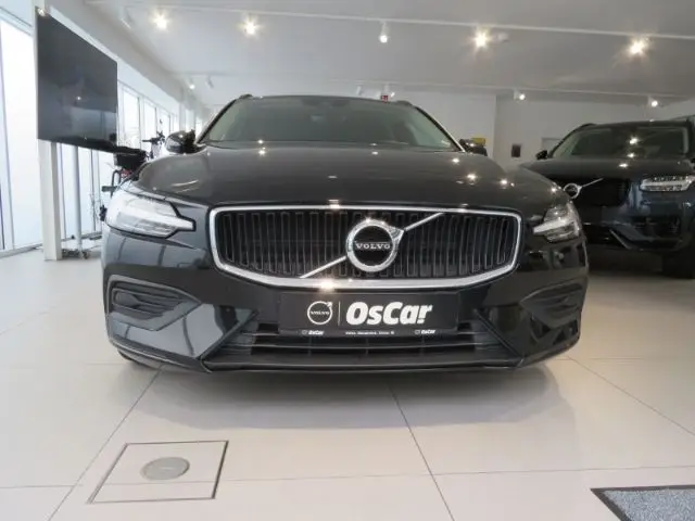 Photo 1 : Volvo V60 2021 Diesel