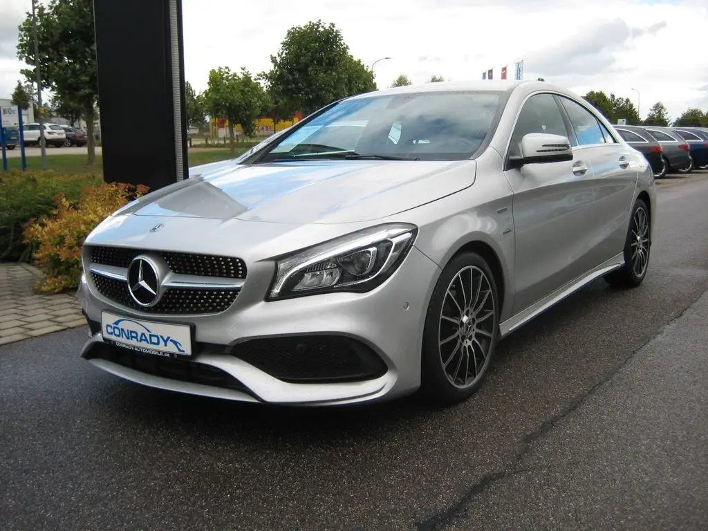 Photo 1 : Mercedes-benz Classe Cla 2018 Petrol