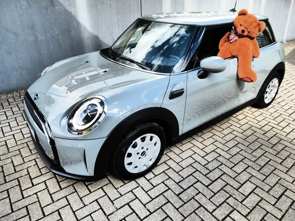 Photo 1 : Mini One 2021 Petrol