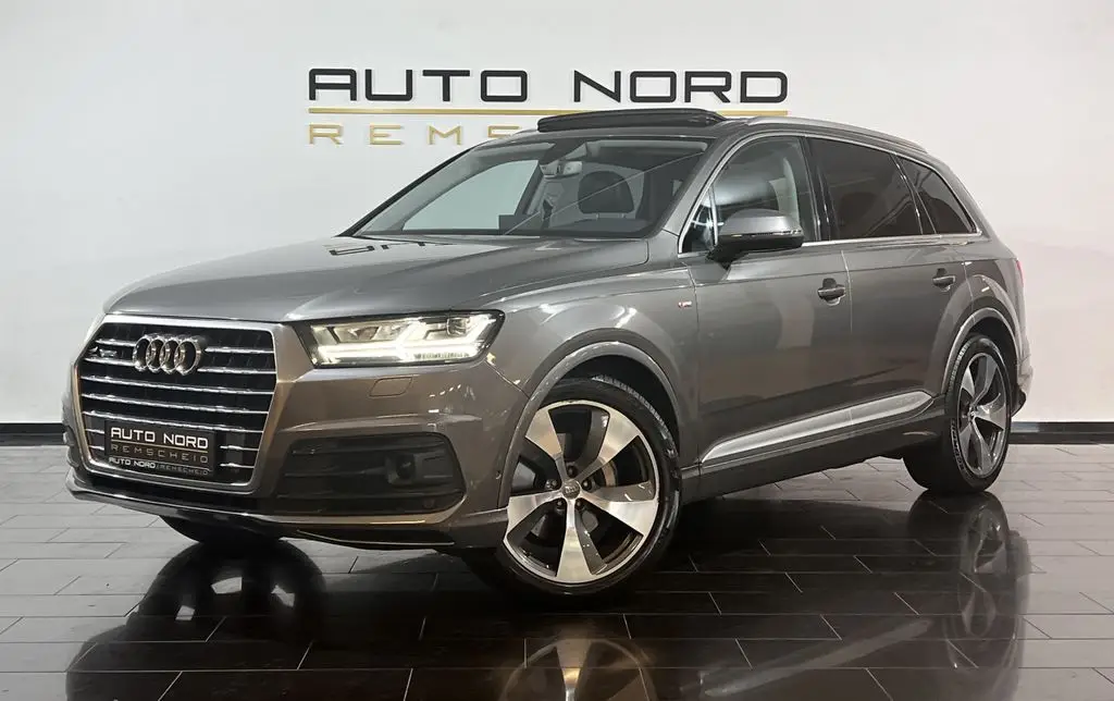 Photo 1 : Audi Q7 2015 Diesel