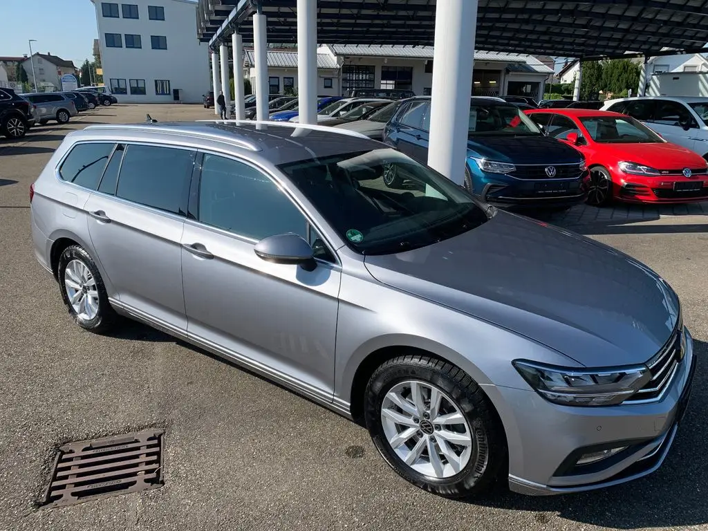 Photo 1 : Volkswagen Passat 2022 Diesel