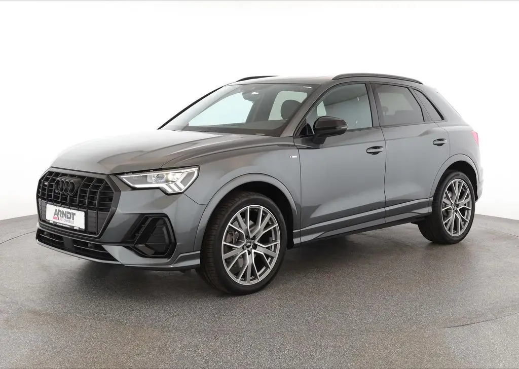 Photo 1 : Audi Q3 2024 Diesel