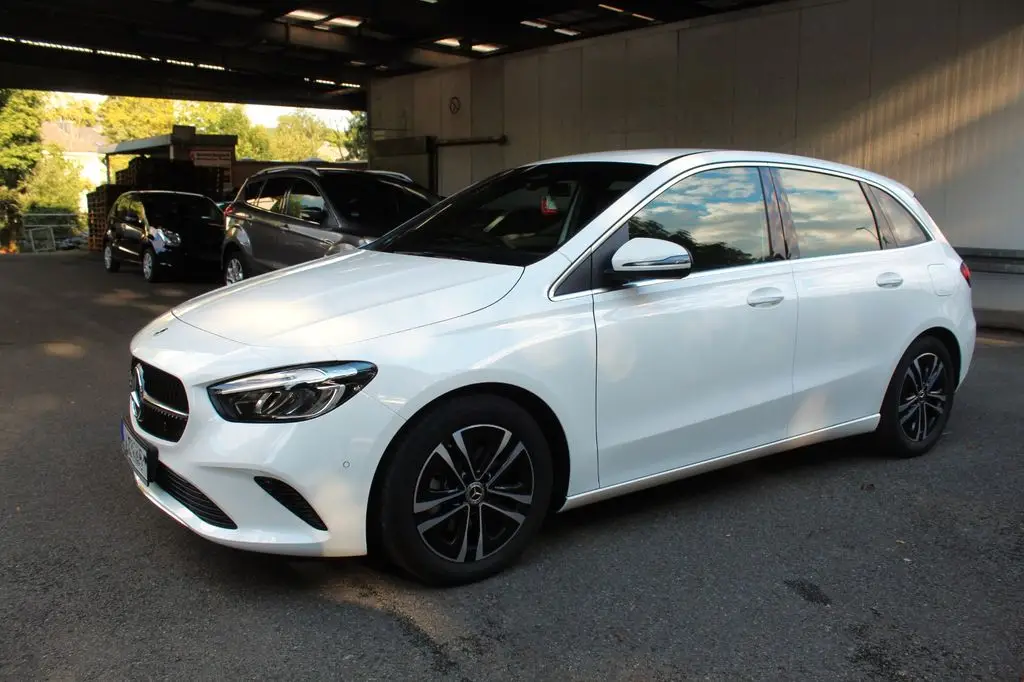 Photo 1 : Mercedes-benz Classe B 2023 Petrol