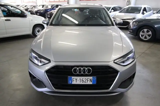 Photo 1 : Audi A4 2019 Hybride