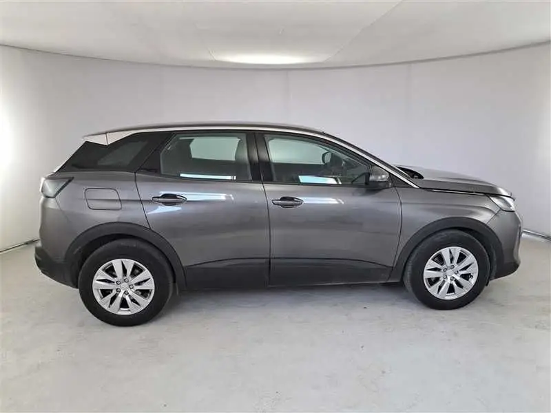 Photo 1 : Peugeot 3008 2021 Diesel