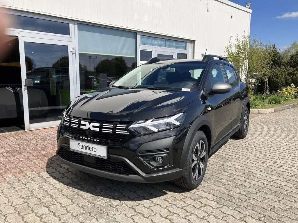 Photo 1 : Dacia Sandero 2023 Petrol