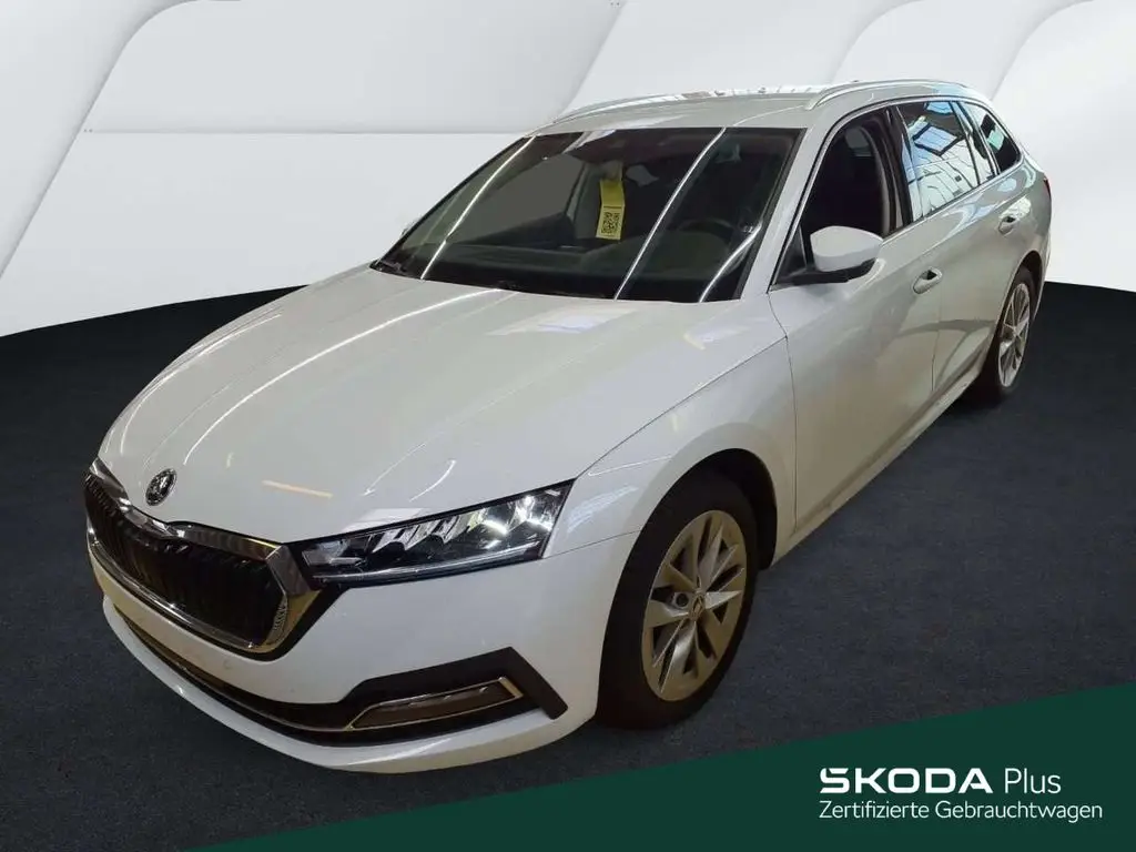 Photo 1 : Skoda Octavia 2024 Essence