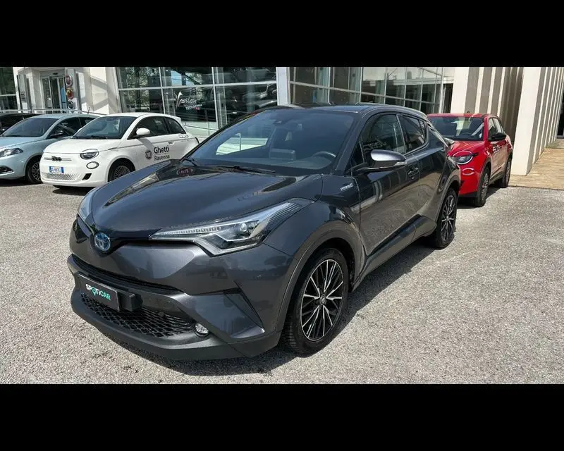 Photo 1 : Toyota C-hr 2018 Hybrid