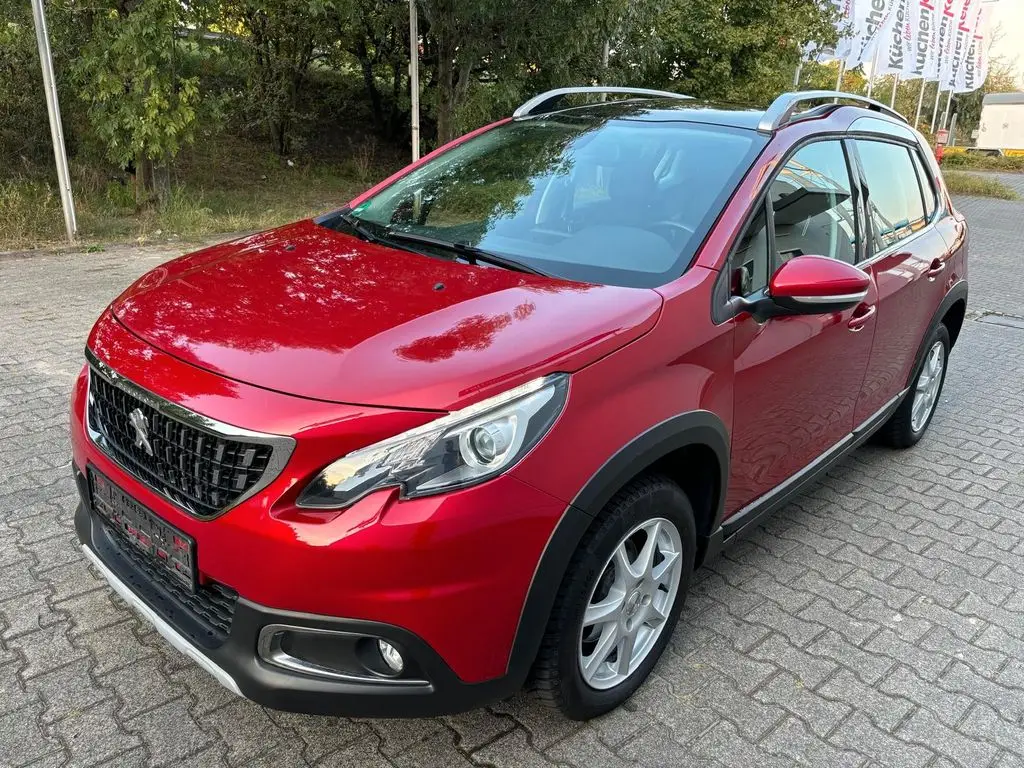 Photo 1 : Peugeot 2008 2018 Essence