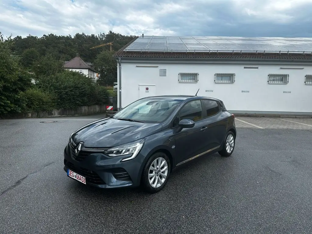 Photo 1 : Renault Clio 2020 Petrol