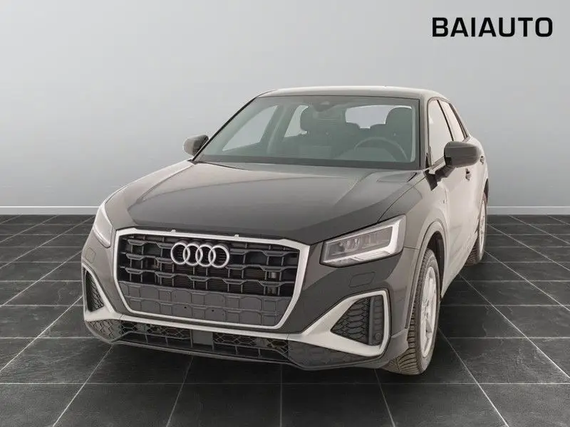 Photo 1 : Audi Q2 2023 Diesel