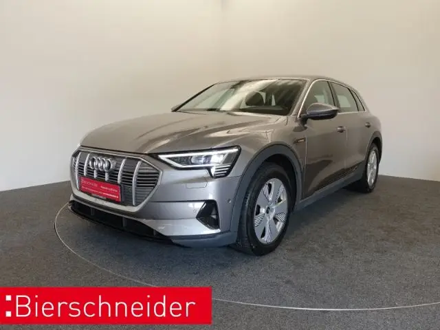 Photo 1 : Audi E-tron 2021 Non renseigné