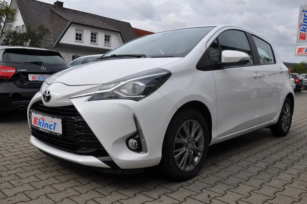 Photo 1 : Toyota Yaris 2017 Essence