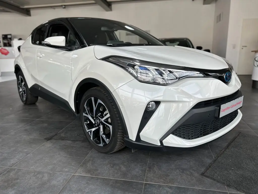 Photo 1 : Toyota C-hr 2021 Hybrid