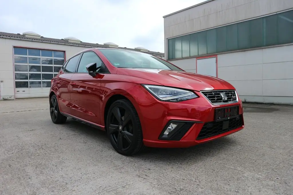 Photo 1 : Seat Ibiza 2021 Petrol