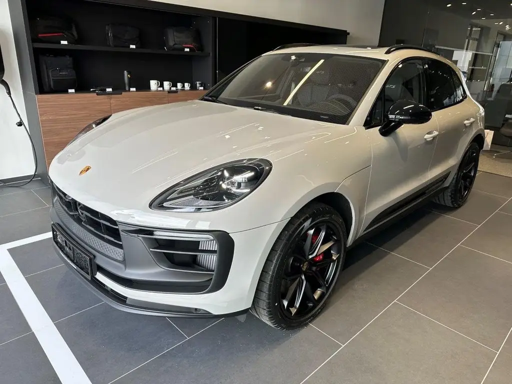 Photo 1 : Porsche Macan 2023 Petrol