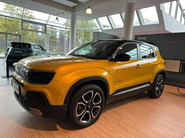 Photo 1 : Jeep Avenger 2023 Non renseigné