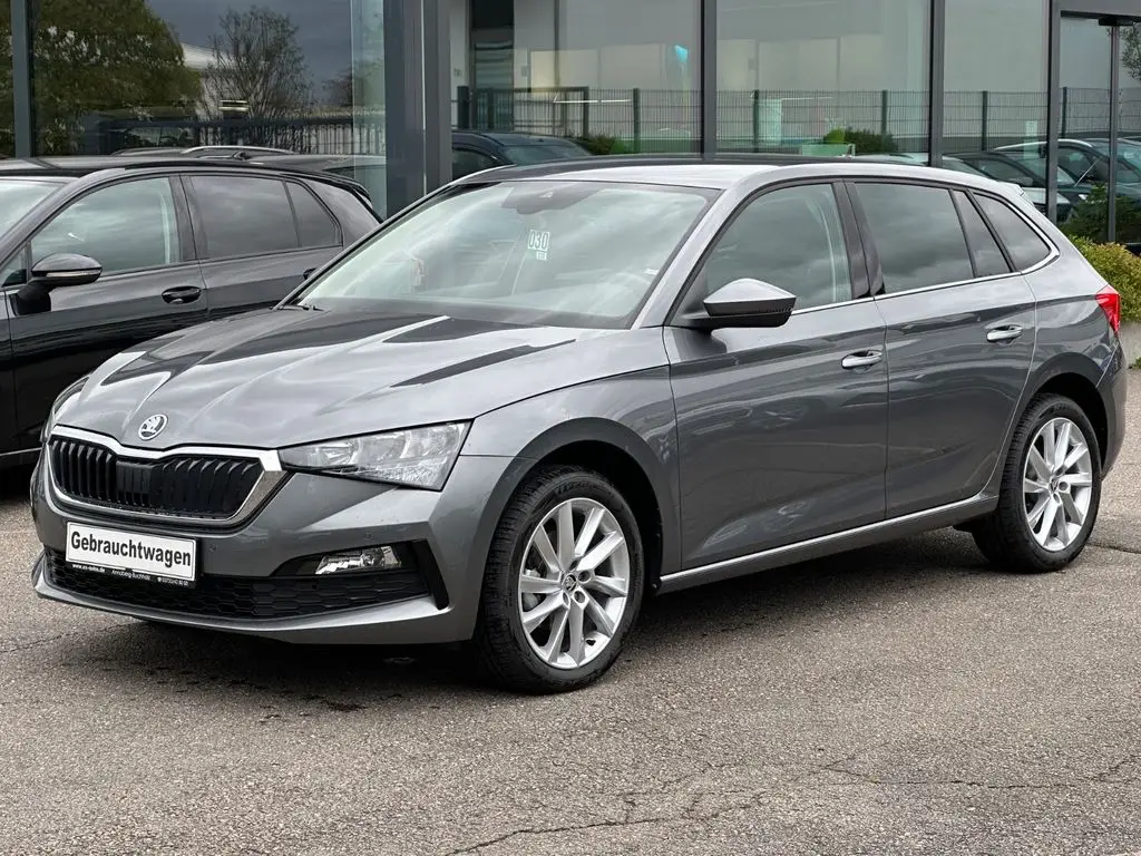 Photo 1 : Skoda Scala 2023 Petrol