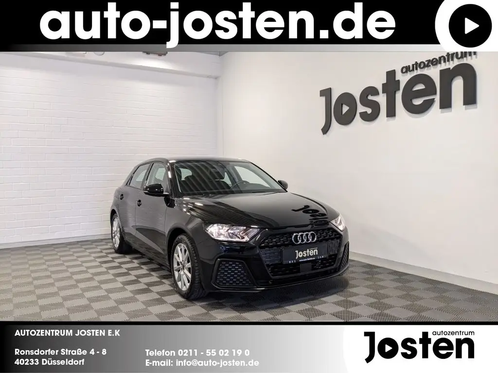 Photo 1 : Audi A1 2022 Essence