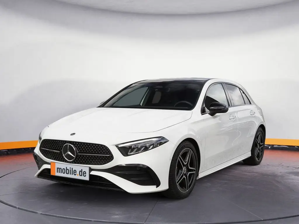 Photo 1 : Mercedes-benz Classe A 2023 Petrol