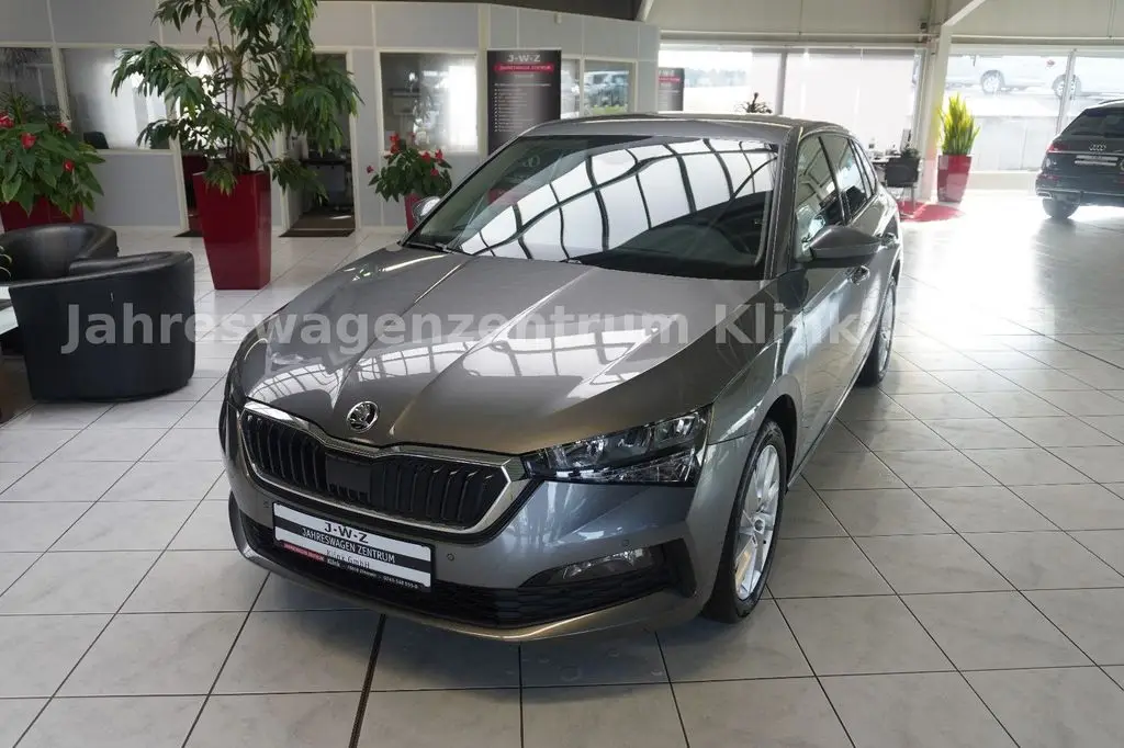 Photo 1 : Skoda Scala 2024 Petrol