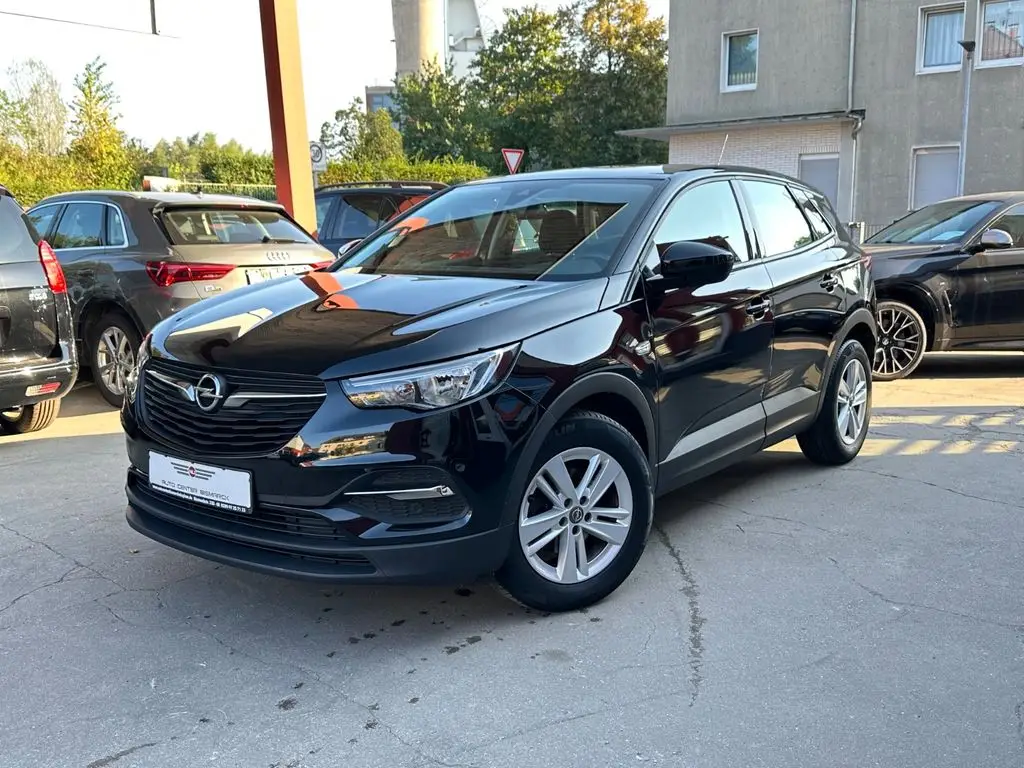 Photo 1 : Opel Grandland 2018 Petrol