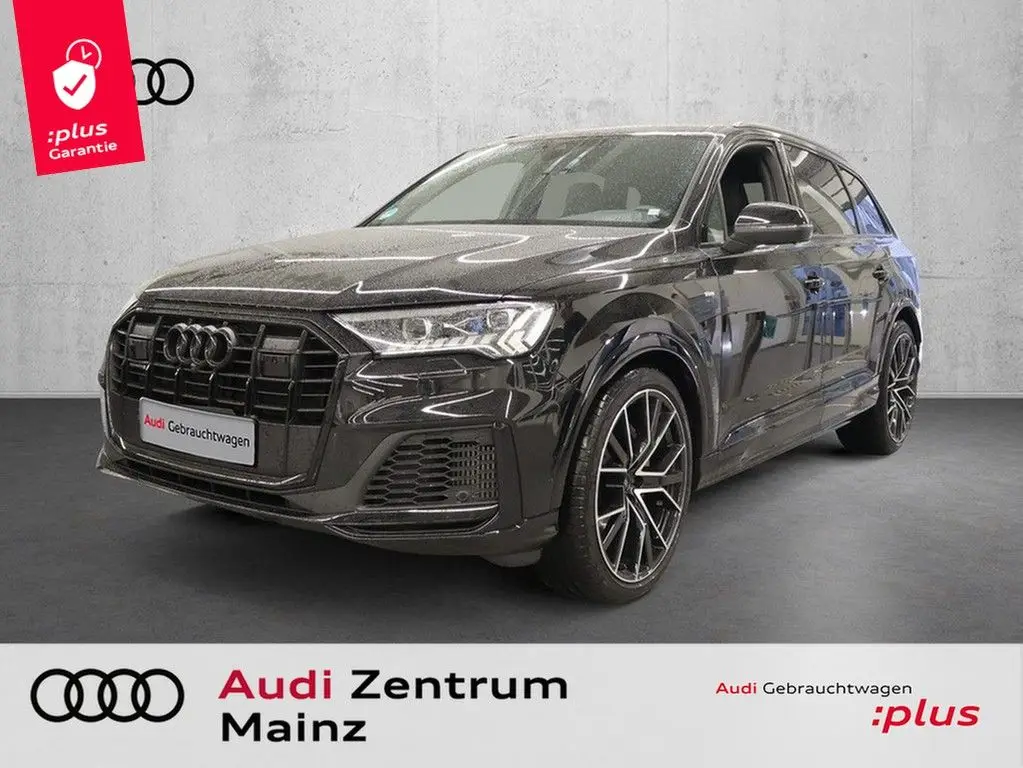 Photo 1 : Audi Q7 2024 Essence