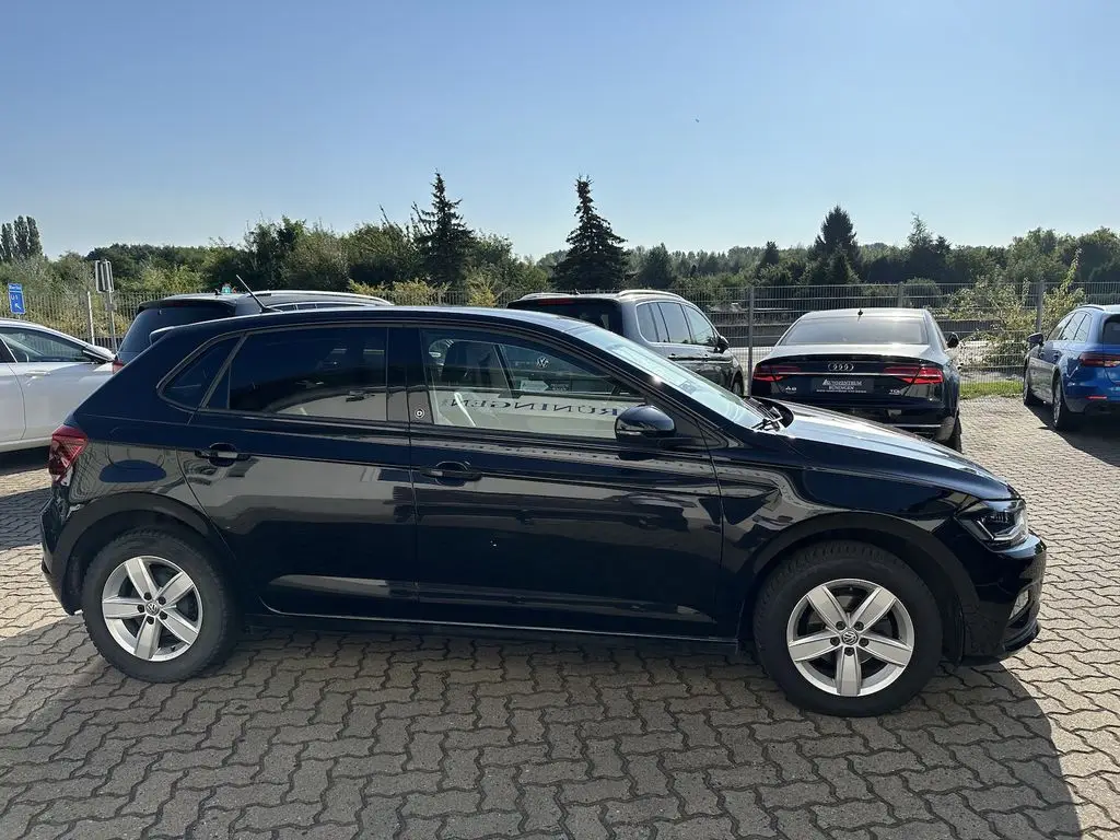 Photo 1 : Volkswagen Polo 2020 Petrol