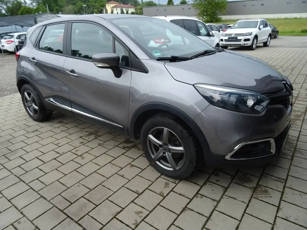 Photo 1 : Renault Captur 2014 Petrol