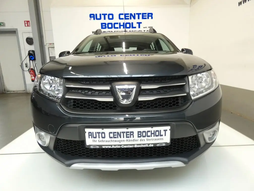 Photo 1 : Dacia Sandero 2016 Essence