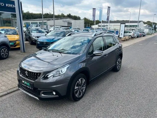 Photo 1 : Peugeot 2008 2019 Petrol