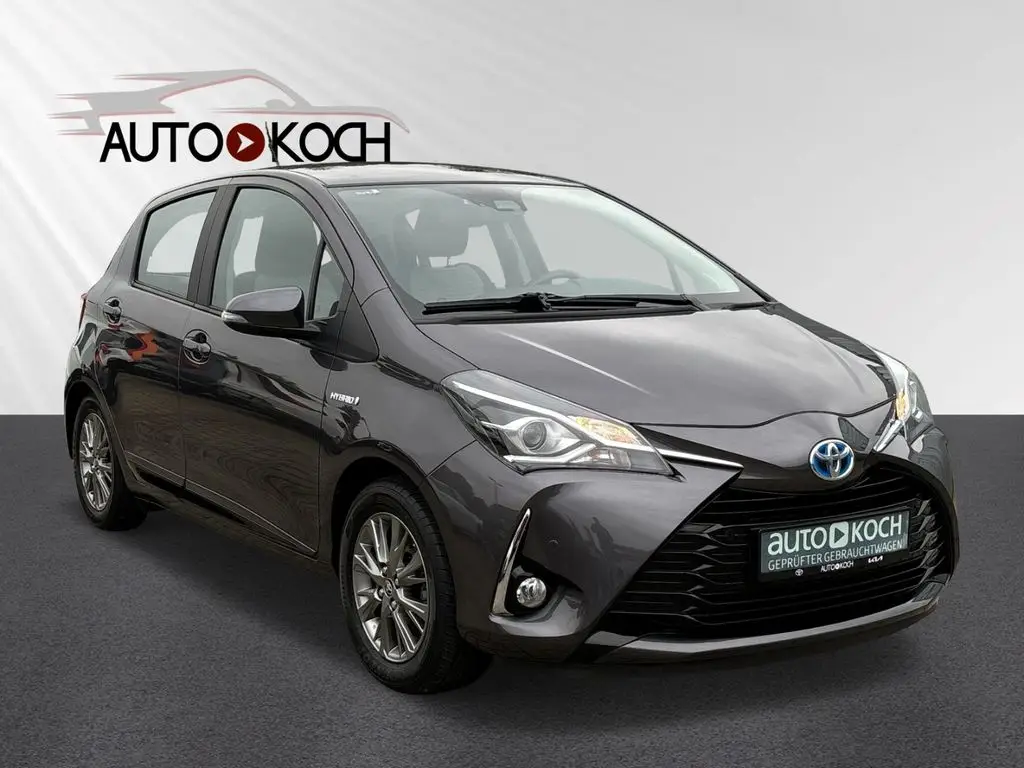 Photo 1 : Toyota Yaris 2017 Hybrid