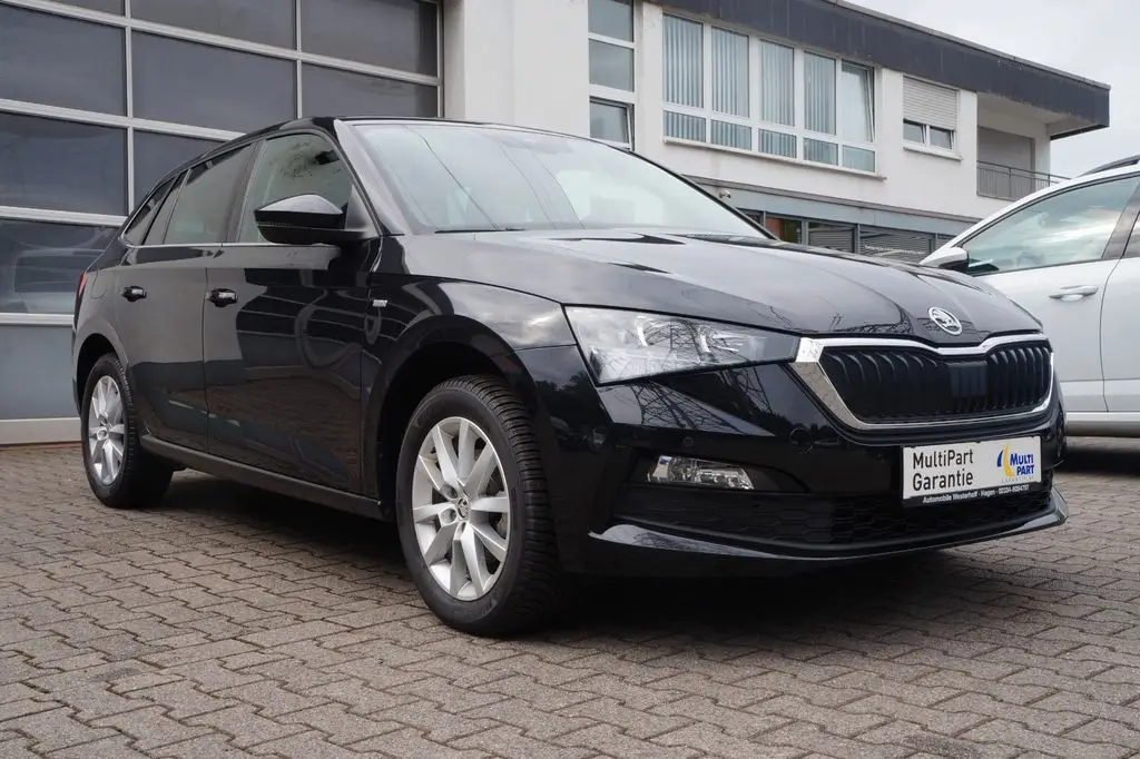 Photo 1 : Skoda Scala 2022 Petrol