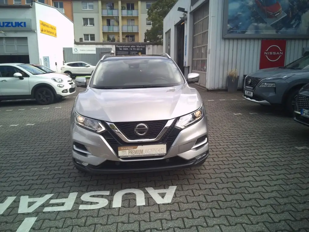 Photo 1 : Nissan Qashqai 2021 Essence