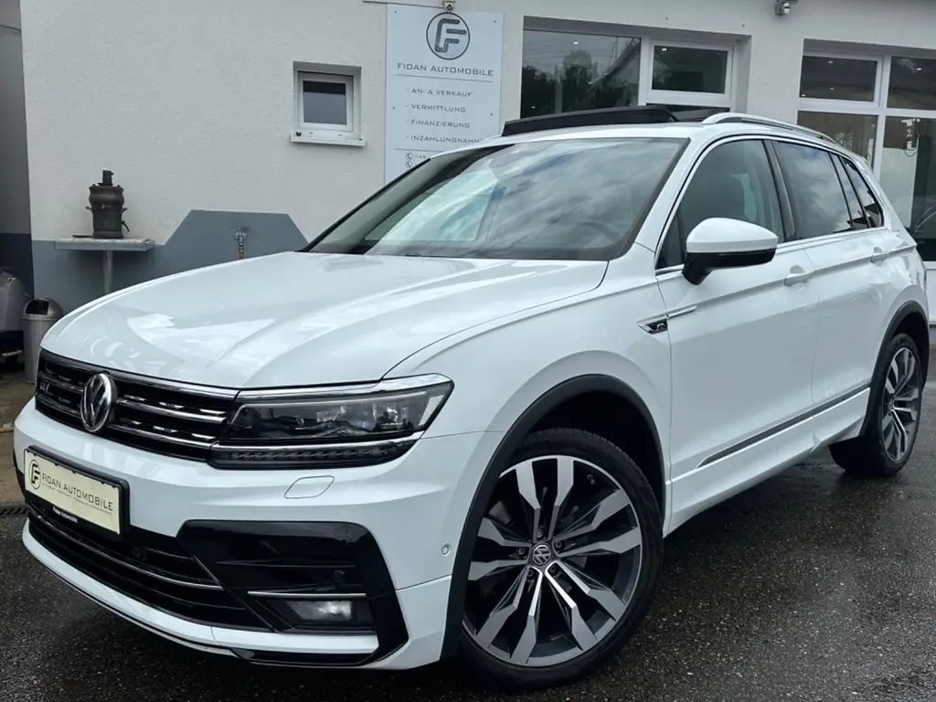 Photo 1 : Volkswagen Tiguan 2018 Essence