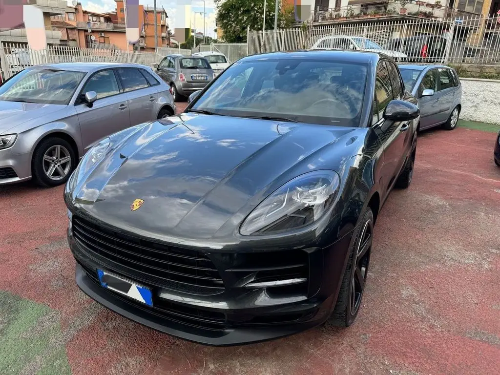 Photo 1 : Porsche Macan 2019 Essence