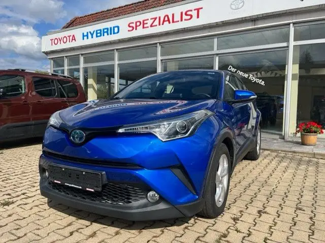 Photo 1 : Toyota C-hr 2018 Hybrid