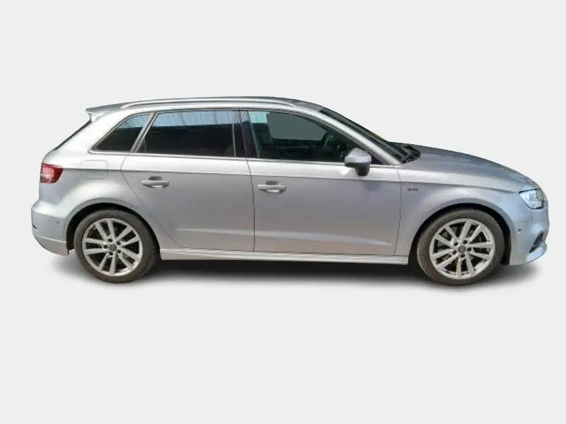 Photo 1 : Audi A3 2019 Diesel