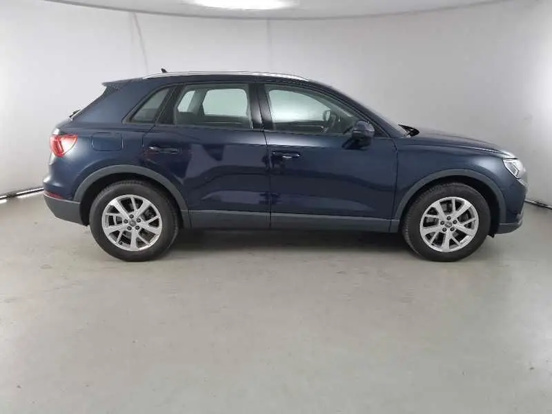 Photo 1 : Audi Q3 2019 Petrol